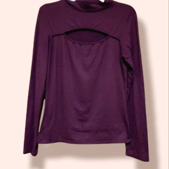 URBAN EPISODE- PLUM CUT OUT OVAL NECKLINE MOCK TURTLENECK TOP - Picture 2 of 7